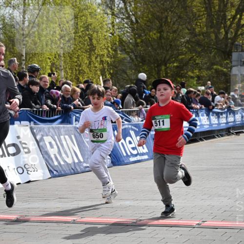 12.04.2026 - 45. Internationalen Wilhelmsburger Insellauf J. Mangold http://msf.ph/oto/9523470 12.04.2026 14:36:58 Ziel 644, 511, 650, 689 meine-sportfotos.de