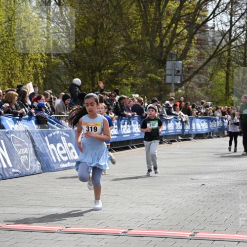 12.04.2026 - 45. Internationalen Wilhelmsburger Insellauf J. Mangold http://msf.ph/oto/9523506 12.04.2026 14:37:09 Ziel 92, 874, 297 meine-sportfotos.de