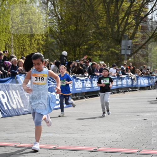 12.04.2026 - 45. Internationalen Wilhelmsburger Insellauf J. Mangold http://msf.ph/oto/9523513 12.04.2026 14:37:09 Ziel 92, 874, 297 meine-sportfotos.de