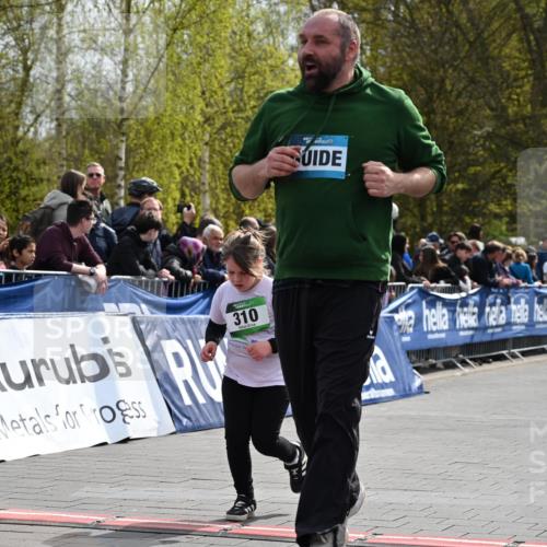 12.04.2026 - 45. Internationalen Wilhelmsburger Insellauf J. Mangold http://msf.ph/oto/9523542 12.04.2026 14:37:16 Ziel 310 meine-sportfotos.de