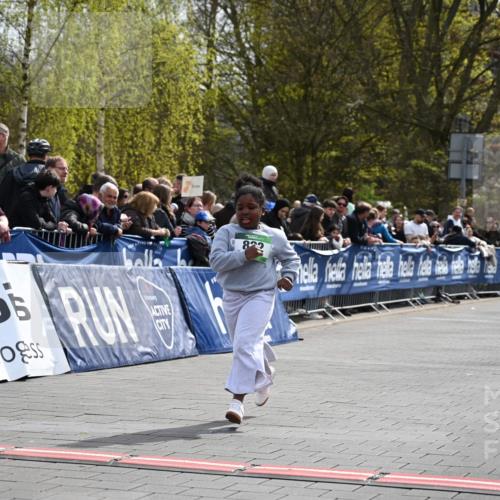 12.04.2026 - 45. Internationalen Wilhelmsburger Insellauf J. Mangold http://msf.ph/oto/9523547 12.04.2026 14:37:26 Ziel 822, 1031 meine-sportfotos.de