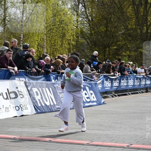 12.04.2026 - 45. Internationalen Wilhelmsburger Insellauf J. Mangold http://msf.ph/oto/9523550 12.04.2026 14:37:26 Ziel 822, 1031 meine-sportfotos.de
