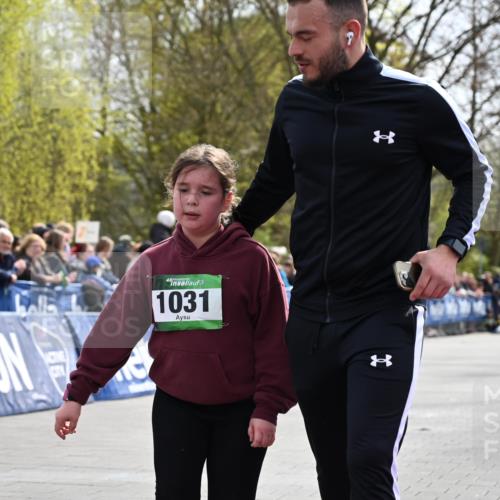12.04.2026 - 45. Internationalen Wilhelmsburger Insellauf J. Mangold http://msf.ph/oto/9523576 12.04.2026 14:37:29 Ziel 822, 1031 meine-sportfotos.de