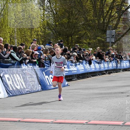 12.04.2026 - 45. Internationalen Wilhelmsburger Insellauf J. Mangold http://msf.ph/oto/9523607 12.04.2026 14:48:26 Ziel 1835, 1824 meine-sportfotos.de