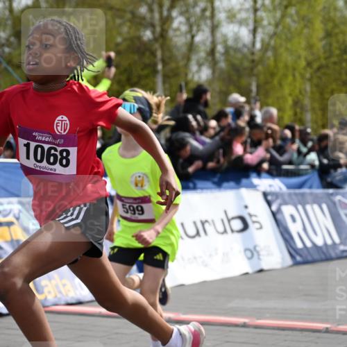 12.04.2026 - 45. Internationalen Wilhelmsburger Insellauf J. Mangold http://msf.ph/oto/9523656 12.04.2026 14:48:38 Ziel 71, 1838, 1068, 599, 18 meine-sportfotos.de