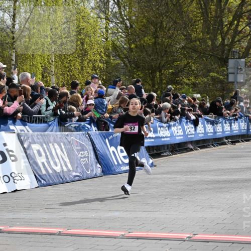 12.04.2026 - 45. Internationalen Wilhelmsburger Insellauf J. Mangold http://msf.ph/oto/9523667 12.04.2026 14:48:42 Ziel 599, 18, 382 meine-sportfotos.de
