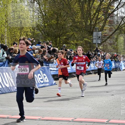 12.04.2026 - 45. Internationalen Wilhelmsburger Insellauf J. Mangold http://msf.ph/oto/9523767 12.04.2026 14:49:00 Ziel 49, 424, 70, 381, 906, 1045, 36, 904, 1807 meine-sportfotos.de