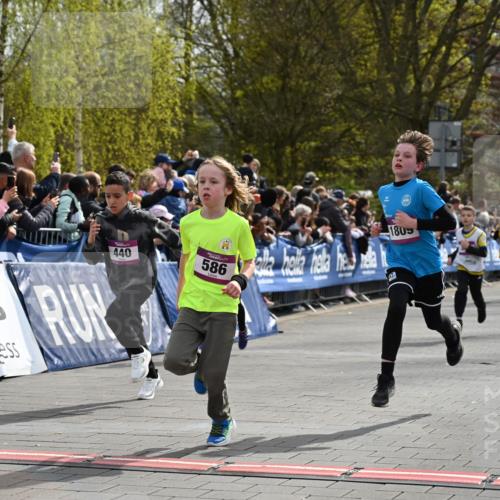 12.04.2026 - 45. Internationalen Wilhelmsburger Insellauf J. Mangold http://msf.ph/oto/9523971 12.04.2026 14:49:32 Ziel 855, 897, 353, 666, 1827, 378, 17, 501, 586, 1809, 440, 881, 348, 602, 627 meine-sportfotos.de