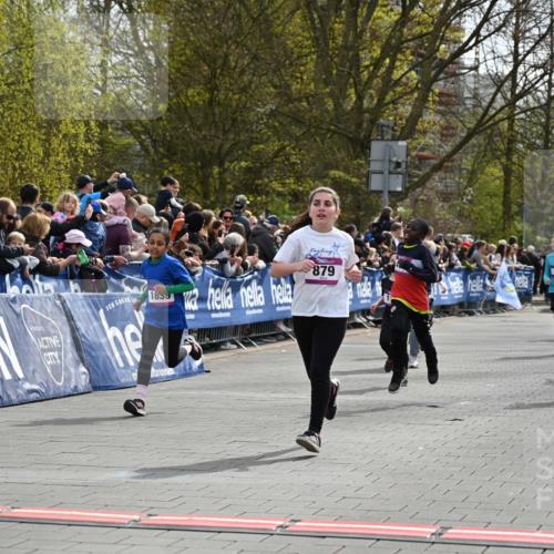12.04.2026 - 45. Internationalen Wilhelmsburger Insellauf J. Mangold http://msf.ph/oto/9524023 12.04.2026 14:49:42 Ziel 161, 542, 1842, 894, 882, 652, 1818, 867, 377, 879, 1839, 401, 1812, 106, 169, 1, 1813 meine-sportfotos.de