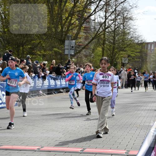 12.04.2026 - 45. Internationalen Wilhelmsburger Insellauf J. Mangold http://msf.ph/oto/9524054 12.04.2026 14:49:46 Ziel 879, 1839, 401, 1812, 106, 169, 1, 1813, 497, 1808, 406, 1811, 367, 1830, 1848, 439 meine-sportfotos.de