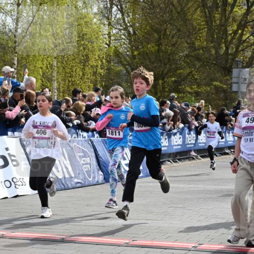 12.04.2026 - 45. Internationalen Wilhelmsburger Insellauf J. Mangold http://msf.ph/oto/9524061 12.04.2026 14:49:47 Ziel 401, 1812, 106, 169, 1, 1813, 497, 1808, 406, 1811, 367, 1830, 1848, 439 meine-sportfotos.de