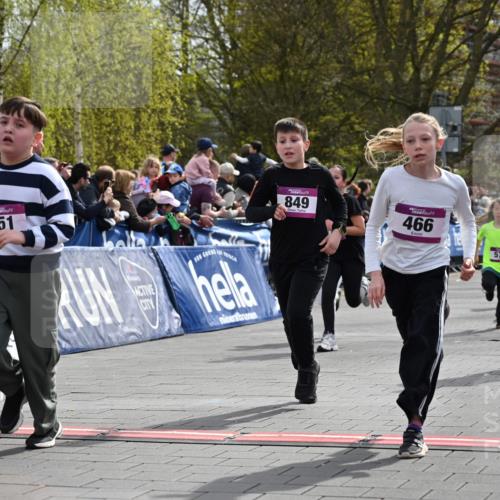 12.04.2026 - 45. Internationalen Wilhelmsburger Insellauf J. Mangold http://msf.ph/oto/9524099 12.04.2026 14:49:58 Ziel 1821, 857, 872, 402, 451, 608, 466, 878, 849, 861, 875, 572, 336, 1036, 1847, 400, 672 meine-sportfotos.de