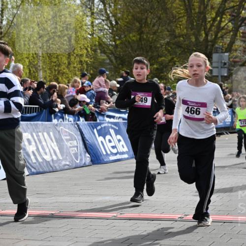12.04.2026 - 45. Internationalen Wilhelmsburger Insellauf J. Mangold http://msf.ph/oto/9524100 12.04.2026 14:49:58 Ziel 1821, 857, 872, 402, 451, 608, 466, 878, 849, 861, 875, 572, 336, 1036, 1847, 400, 672 meine-sportfotos.de