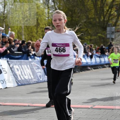12.04.2026 - 45. Internationalen Wilhelmsburger Insellauf J. Mangold http://msf.ph/oto/9524105 12.04.2026 14:49:58 Ziel 1821, 857, 872, 402, 451, 608, 466, 878, 849, 861, 875, 572, 336, 1036, 1847, 400, 672 meine-sportfotos.de