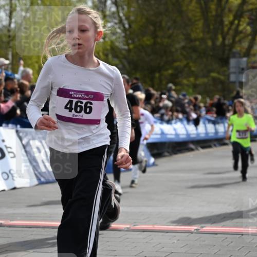 12.04.2026 - 45. Internationalen Wilhelmsburger Insellauf J. Mangold http://msf.ph/oto/9524107 12.04.2026 14:49:59 Ziel 857, 872, 402, 451, 608, 466, 878, 849, 861, 875, 572, 336, 1036, 1847, 400, 672, 368 meine-sportfotos.de