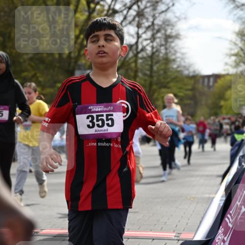 12.04.2026 - 45. Internationalen Wilhelmsburger Insellauf J. Mangold http://msf.ph/oto/9524182 12.04.2026 14:50:14 Ziel 902, 1814, 860, 854, 885, 1801, 138, 355, 856, 1038, 516, 445, 395, 600, 168, 396, 871, 173, 369, 21, 403, 398, 1064, 667, 661 meine-sportfotos.de