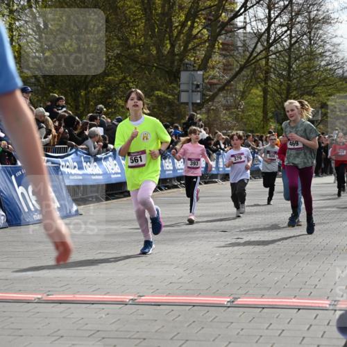 12.04.2026 - 45. Internationalen Wilhelmsburger Insellauf J. Mangold http://msf.ph/oto/9524210 12.04.2026 14:50:19 Ziel 173, 369, 21, 403, 398, 1064, 667, 661, 1829, 561, 469, 397, 393, 376, 890, 500 meine-sportfotos.de