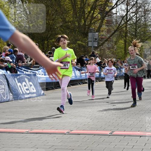 12.04.2026 - 45. Internationalen Wilhelmsburger Insellauf J. Mangold http://msf.ph/oto/9524212 12.04.2026 14:50:19 Ziel 173, 369, 21, 403, 398, 1064, 667, 661, 1829, 561, 469, 397, 393, 376, 890, 500 meine-sportfotos.de