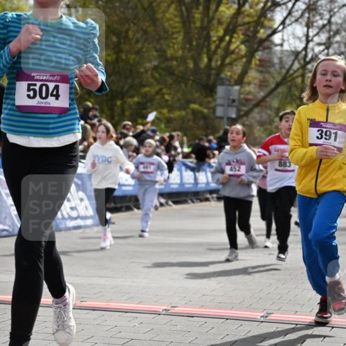 12.04.2026 - 45. Internationalen Wilhelmsburger Insellauf J. Mangold http://msf.ph/oto/9524277 12.04.2026 14:50:31 Ziel 475, 859, 1840, 504, 333, 391, 407, 883, 452, 1834, 491, 426, 392, 880 meine-sportfotos.de
