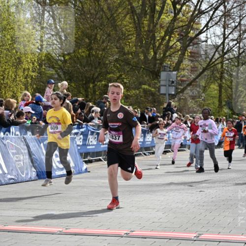 12.04.2026 - 45. Internationalen Wilhelmsburger Insellauf J. Mangold http://msf.ph/oto/9524352 12.04.2026 14:50:46 Ziel 654, 420, 877, 1049, 1837, 609, 331, 626, 895, 357, 889, 408, 351 meine-sportfotos.de