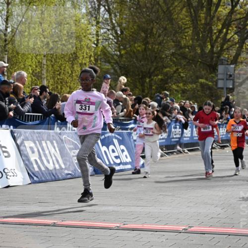 12.04.2026 - 45. Internationalen Wilhelmsburger Insellauf J. Mangold http://msf.ph/oto/9524364 12.04.2026 14:50:47 Ziel 877, 1049, 1837, 609, 331, 626, 895, 357, 889, 408, 351, 893, 455 meine-sportfotos.de