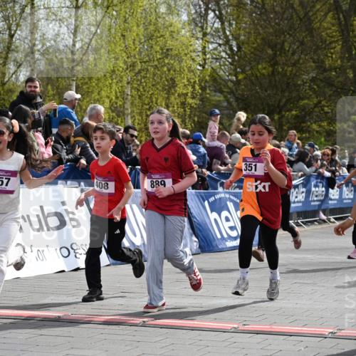 12.04.2026 - 45. Internationalen Wilhelmsburger Insellauf J. Mangold http://msf.ph/oto/9524378 12.04.2026 14:50:50 Ziel 1837, 609, 331, 626, 895, 357, 889, 408, 351, 893, 455, 388 meine-sportfotos.de