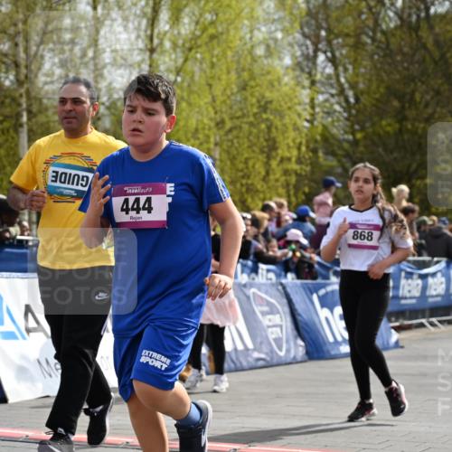 12.04.2026 - 45. Internationalen Wilhelmsburger Insellauf J. Mangold http://msf.ph/oto/9524478 12.04.2026 14:51:19 Ziel 435, 1051, 544, 444, 868, 852, 358, 1072 meine-sportfotos.de