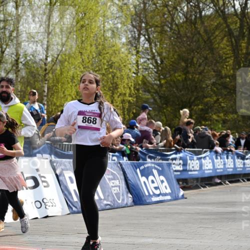 12.04.2026 - 45. Internationalen Wilhelmsburger Insellauf J. Mangold http://msf.ph/oto/9524482 12.04.2026 14:51:19 Ziel 435, 1051, 544, 444, 868, 852, 358, 1072 meine-sportfotos.de