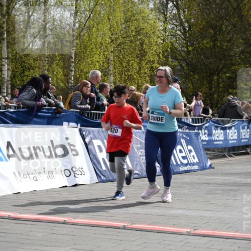 12.04.2026 - 45. Internationalen Wilhelmsburger Insellauf J. Mangold http://msf.ph/oto/9524631 12.04.2026 14:52:00 Ziel 520, 350, 892, 490, 114 meine-sportfotos.de