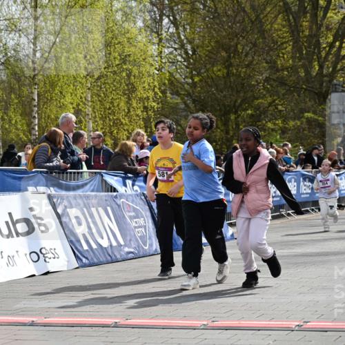 12.04.2026 - 45. Internationalen Wilhelmsburger Insellauf J. Mangold http://msf.ph/oto/9524693 12.04.2026 14:52:19 Ziel 349, 581 meine-sportfotos.de