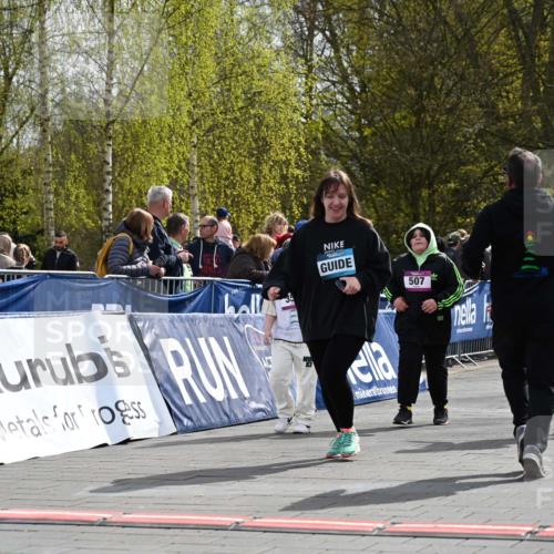 12.04.2026 - 45. Internationalen Wilhelmsburger Insellauf J. Mangold http://msf.ph/oto/9524694 12.04.2026 14:52:23 Ziel 581, 570, 354, 507 meine-sportfotos.de