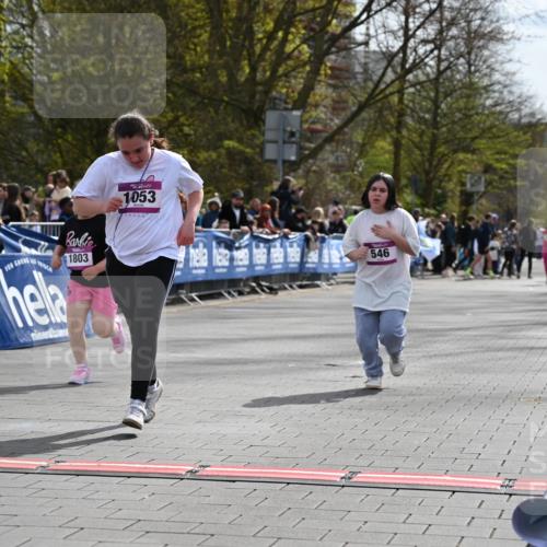 12.04.2026 - 45. Internationalen Wilhelmsburger Insellauf J. Mangold http://msf.ph/oto/9524730 12.04.2026 14:52:38 Ziel 1053, 546, 1803 meine-sportfotos.de