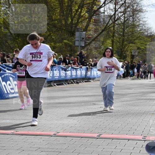 12.04.2026 - 45. Internationalen Wilhelmsburger Insellauf J. Mangold http://msf.ph/oto/9524731 12.04.2026 14:52:38 Ziel 1053, 546, 1803 meine-sportfotos.de