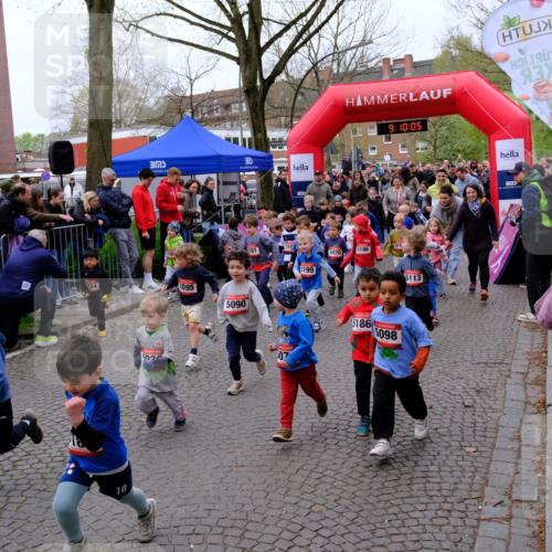 19.04.2026 - Hammer Lauf Tim E. http://msf.ph/oto/9525086 19.04.2026 09:10:15 Ziel  meine-sportfotos.de