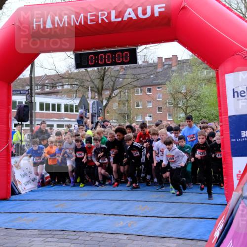 19.04.2026 - Hammer Lauf Tim E. http://msf.ph/oto/9525344 19.04.2026 09:20:28 Ziel 393, 394, 447, 448, 458, 462, 496, 497, 517, 586, 587, 594, 595, 598, 640, 700, 708, 722, 769, 771, 788, 840, 841, 874, 875, 897, 900, 904, 925, 926, 927, 961, 962, 965, 1039, 1040, 1052, 1055, 1060, 1065, 1078, 1086, 1087, 1139, 1155, 1172, 1173, 1191, 1192, 1195, 1199, 1213, 1222, 1223, 1237, 1238, 1240, 1241, 1245, 1257, 1272, 1287, 1306 meine-sportfotos.de