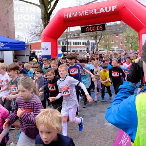 19.04.2026 - Hammer Lauf Tim E. http://msf.ph/oto/9525386 19.04.2026 09:20:33 Ziel 393, 394, 447, 448, 456, 458, 462, 496, 497, 517, 569, 586, 587, 591, 594, 595, 598, 633, 640, 644, 694, 700, 708, 722, 769, 771, 787, 788, 840, 841, 874, 875, 893, 897, 900, 904, 924, 925, 926, 927, 946, 961, 962, 965, 993, 1006, 1014, 1024, 1039, 1040, 1052, 1055, 1057, 1058, 1060, 1065, 1078, 1086, 1087, 1094, 1139, 1155, 1156, 1172, 1173, 1180, 1191, 1192, 1195, 1197, 1199, 1205, 1213, 1222, 1223, 1237, 1238, 1240, 1241, 1242, 1245, 1257, 1259, 1272, 1281, 1282, 1283, 1287, 1306 meine-sportfotos.de