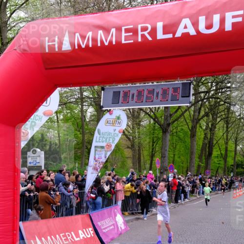 19.04.2026 - Hammer Lauf Tim E. http://msf.ph/oto/9525671 19.04.2026 09:25:32 Ziel 393, 771, 1040, 1065 meine-sportfotos.de