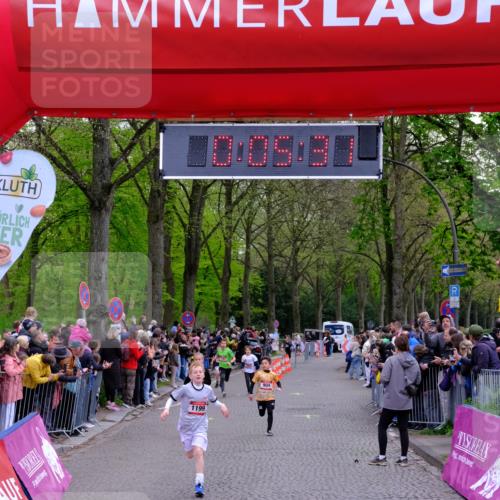 19.04.2026 - Hammer Lauf Tim E. http://msf.ph/oto/9525731 19.04.2026 09:25:59 Ziel 904, 1086, 1197, 1199, 1257, 1519 meine-sportfotos.de