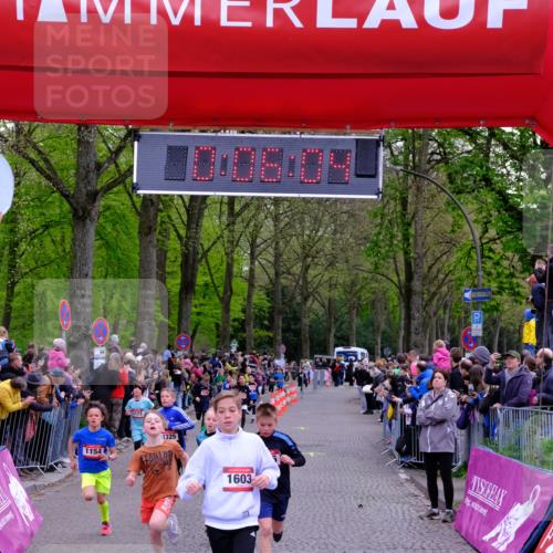 19.04.2026 - Hammer Lauf Tim E. http://msf.ph/oto/9525948 19.04.2026 09:26:32 Ziel 633, 1052, 1154, 1173, 1223, 1325, 1396, 1398, 1526, 1535, 1538, 1603, 1637, 1809, 1811 meine-sportfotos.de