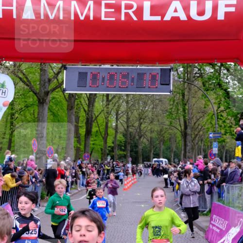 19.04.2026 - Hammer Lauf Tim E. http://msf.ph/oto/9525994 19.04.2026 09:26:38 Ziel 458, 840, 1154, 1173, 1191, 1223, 1325, 1396, 1398, 1449, 1522, 1526, 1538, 1637, 1651, 1652, 1804, 1811, 1886, 1915 meine-sportfotos.de
