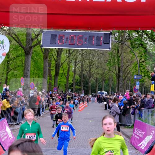 19.04.2026 - Hammer Lauf Tim E. http://msf.ph/oto/9526003 19.04.2026 09:26:39 Ziel 458, 840, 1173, 1191, 1223, 1325, 1449, 1522, 1538, 1637, 1651, 1652, 1804, 1811, 1886, 1915 meine-sportfotos.de