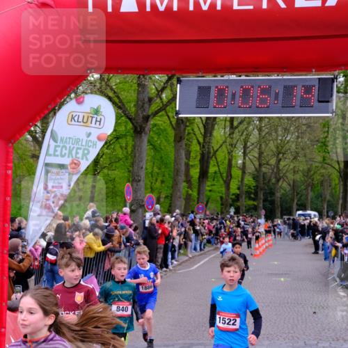 19.04.2026 - Hammer Lauf Tim E. http://msf.ph/oto/9526018 19.04.2026 09:26:43 Ziel 458, 708, 840, 1191, 1391, 1449, 1477, 1522, 1651, 1652, 1804, 1816, 1886, 1915 meine-sportfotos.de
