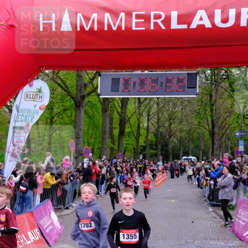 19.04.2026 - Hammer Lauf Tim E. http://msf.ph/oto/9526089 19.04.2026 09:27:01 Ziel 447, 769, 927, 1272, 1310, 1355, 1439, 1445, 1478, 1521, 1523, 1530, 1531, 1534, 1702, 1756, 1805, 1810, 1822 meine-sportfotos.de