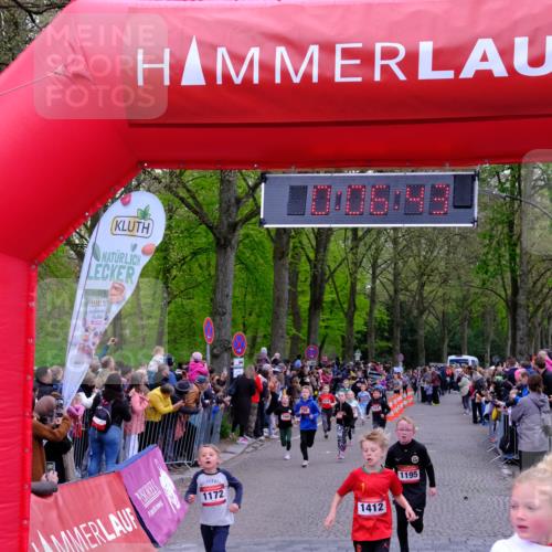 19.04.2026 - Hammer Lauf Tim E. http://msf.ph/oto/9526136 19.04.2026 09:27:12 Ziel 379, 456, 517, 550, 595, 1172, 1195, 1412, 1419, 1433, 1461, 1662, 1668, 1758 meine-sportfotos.de