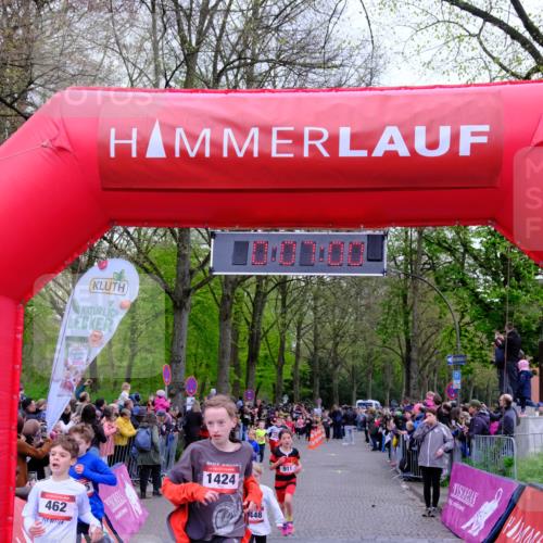 19.04.2026 - Hammer Lauf Tim E. http://msf.ph/oto/9526185 19.04.2026 09:27:28 Ziel 462, 586, 884, 893, 911, 1222, 1225, 1306, 1408, 1424, 1448 meine-sportfotos.de