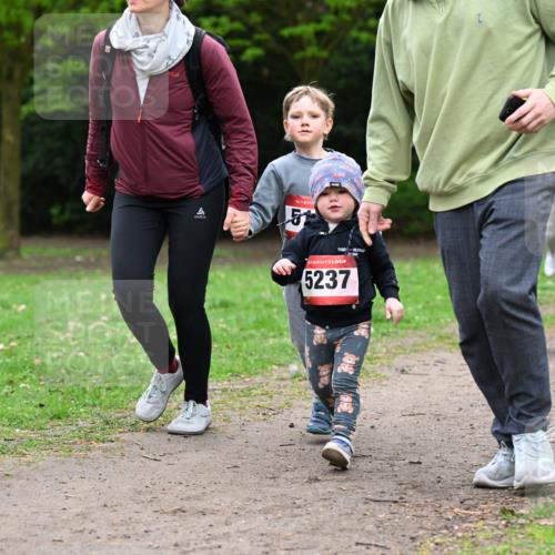19.04.2026 - Hammer Lauf Dr. Thomas Lammeyer http://msf.ph/oto/9526204 19.04.2026 09:11:48 Laufen 235, 5237, 5164 meine-sportfotos.de