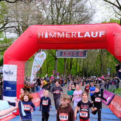 19.04.2026 - Hammer Lauf Tim E. http://msf.ph/oto/9526240 19.04.2026 09:27:45 Ziel 363, 788, 789, 816, 818, 874, 900, 1014, 1080, 1098, 1193, 1287, 1384, 1415, 1453, 1462, 1520, 1541, 1543, 1657, 1659, 1707, 1737, 1807, 1814, 1849 meine-sportfotos.de