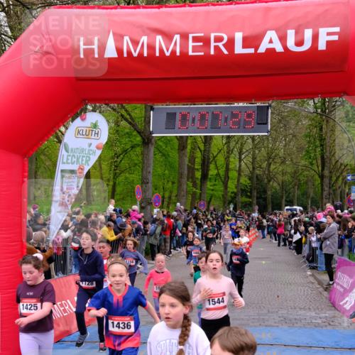 19.04.2026 - Hammer Lauf Tim E. http://msf.ph/oto/9526260 19.04.2026 09:27:57 Ziel 640, 965, 1006, 1023, 1128, 1156, 1370, 1425, 1427, 1436, 1437, 1450, 1544, 1619, 1661, 1688, 1716, 1746, 1846, 1890 meine-sportfotos.de