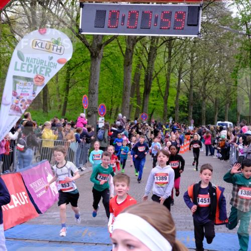 19.04.2026 - Hammer Lauf Tim E. http://msf.ph/oto/9526338 19.04.2026 09:28:28 Ziel 527, 722, 829, 853, 894, 946, 958, 1090, 1112, 1113, 1136, 1245, 1259, 1281, 1282, 1283, 1289, 1386, 1389, 1414, 1429, 1451, 1460, 1506, 1620, 1665, 1670, 1791, 1796 meine-sportfotos.de