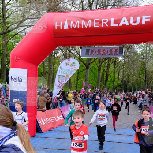 19.04.2026 - Hammer Lauf Tim E. http://msf.ph/oto/9526344 19.04.2026 09:28:29 Ziel 527, 722, 853, 894, 946, 958, 1057, 1090, 1112, 1113, 1136, 1242, 1245, 1259, 1281, 1282, 1283, 1369, 1386, 1389, 1414, 1429, 1451, 1506, 1620, 1665, 1670, 1687, 1791, 1796 meine-sportfotos.de
